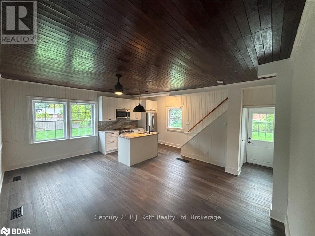 287 Barrie Street, Essa, ON - Indoor