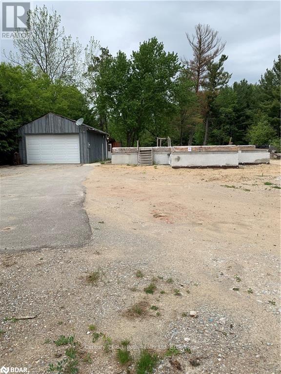 8240 Main Street, Adjala-Tosorontio, ON