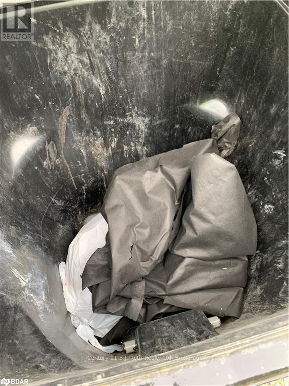 8240 Main Street, Adjala-Tosorontio, ON