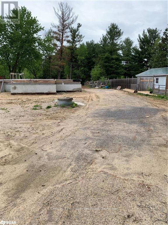 8240 Main Street, Adjala-Tosorontio, ON