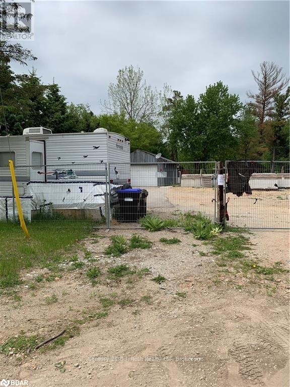 8240 Main Street, Adjala-Tosorontio, ON