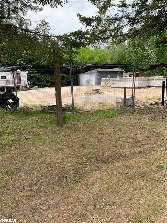 8240 Main Street, Adjala-Tosorontio, ON