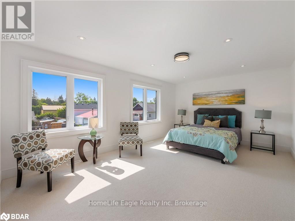 1242 Killarney Beach Road, Innisfil, ON - Indoor Photo Showing Bedroom