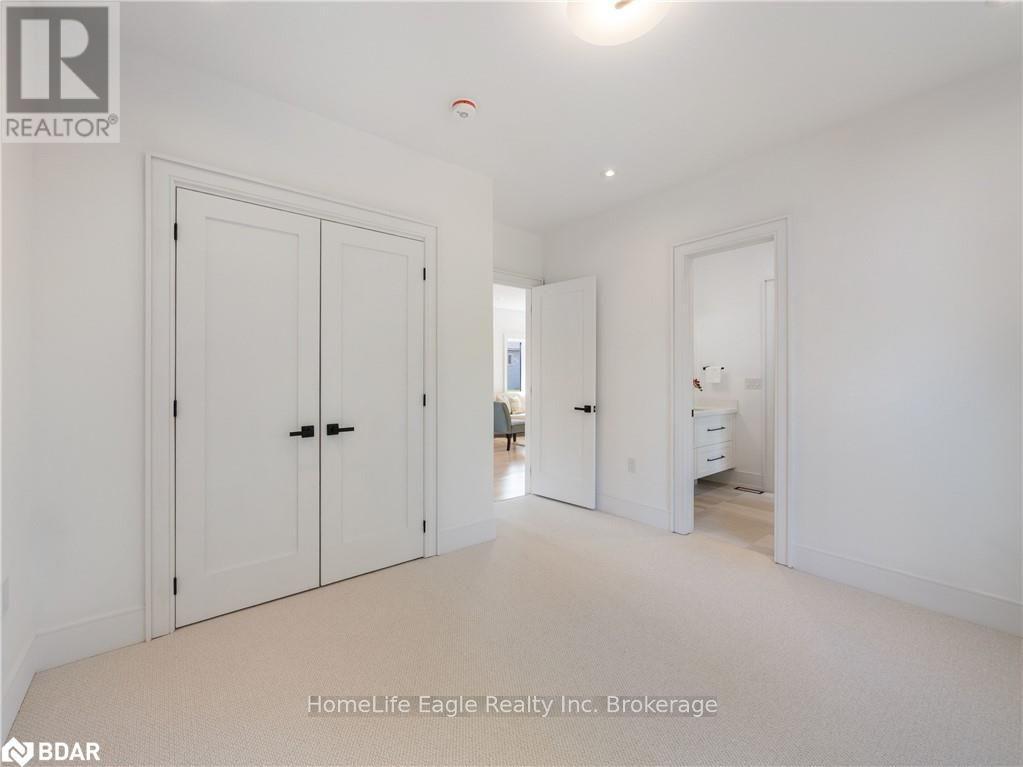 1242 Killarney Beach Road, Innisfil, ON - Indoor Photo Showing Other Room