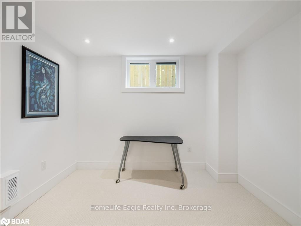 1242 Killarney Beach Road, Innisfil, ON - Photo Showing Other Room