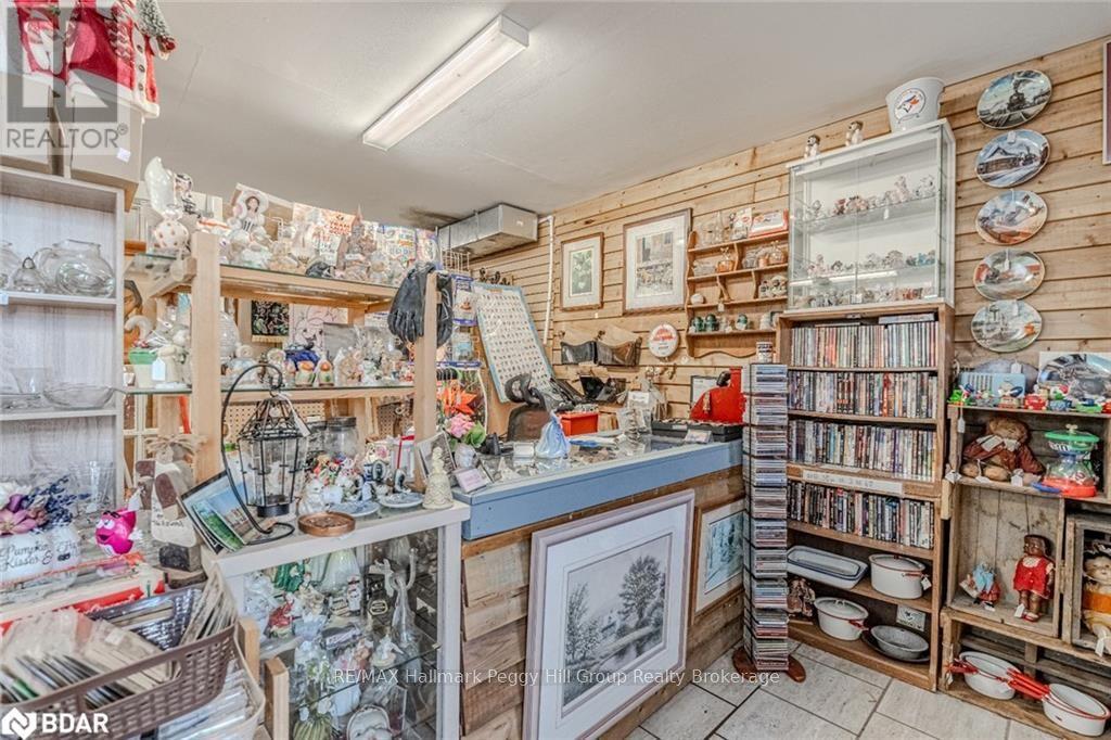 27 Queen Street West, Springwater, ON