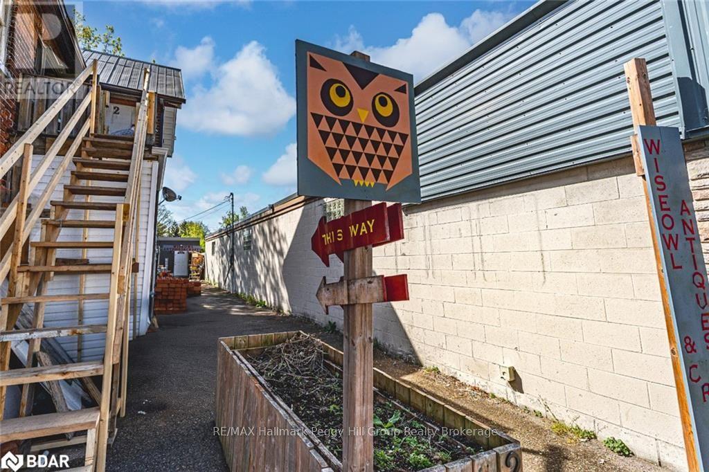 27 Queen Street West, Springwater, ON