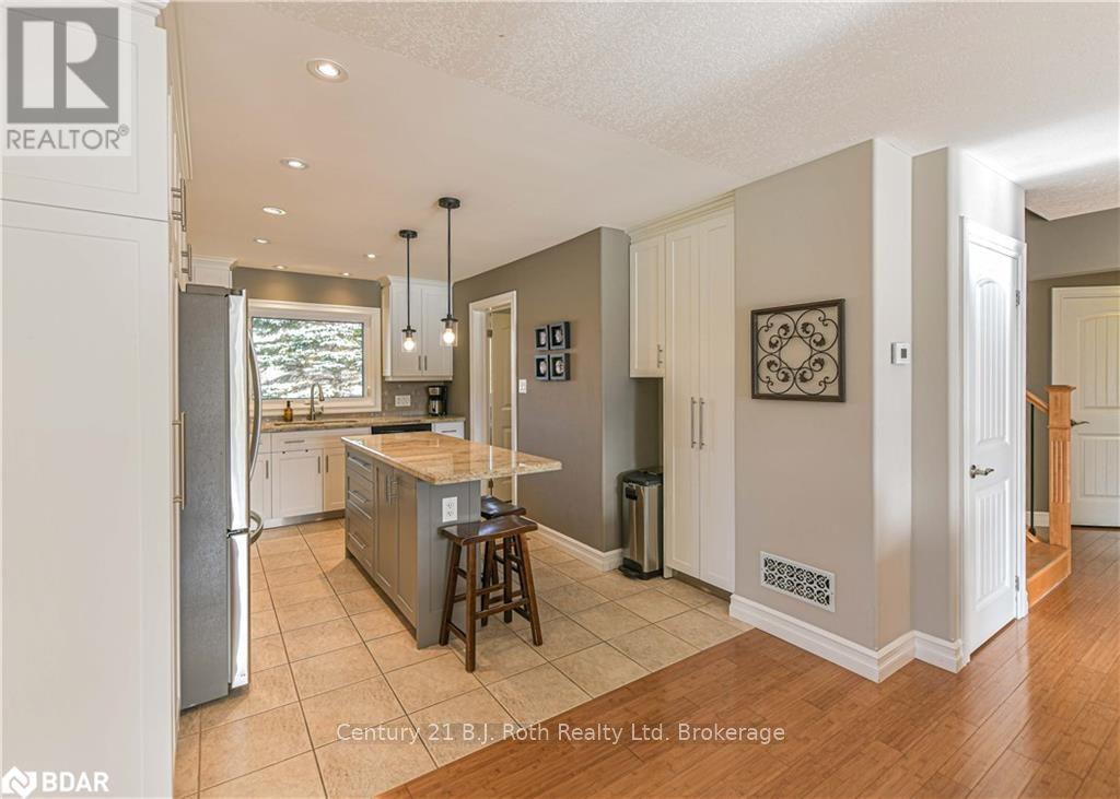 8222 County Rd 169 Road, Severn, ON - Indoor