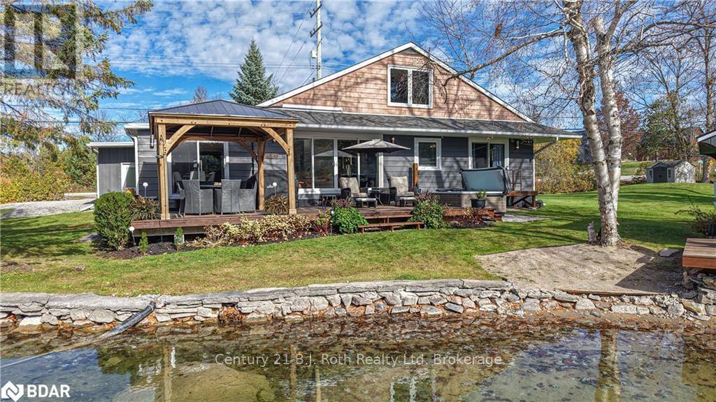 8222 County Rd 169 Road, Severn, ON - Outdoor With Deck Patio Veranda