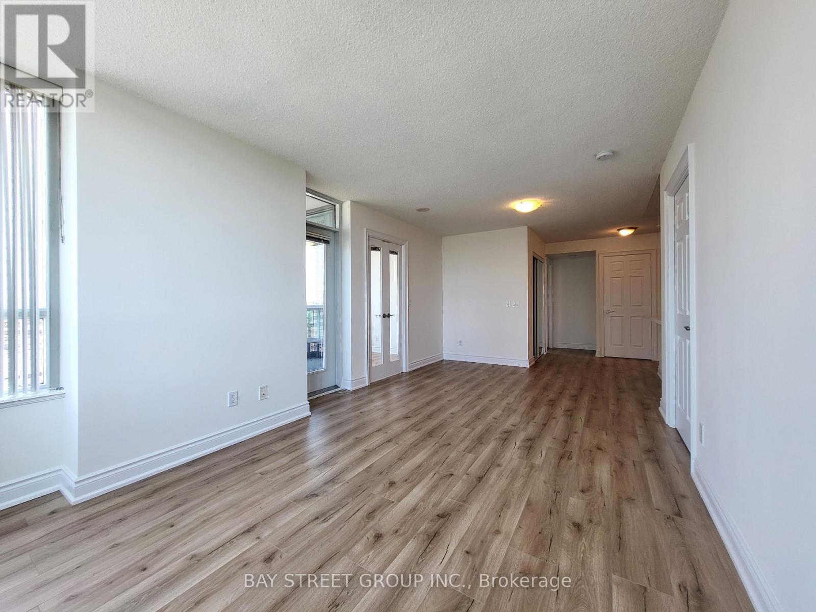 1413 - 15 Greenview Avenue, Toronto, ON - Indoor Photo Showing Other Room