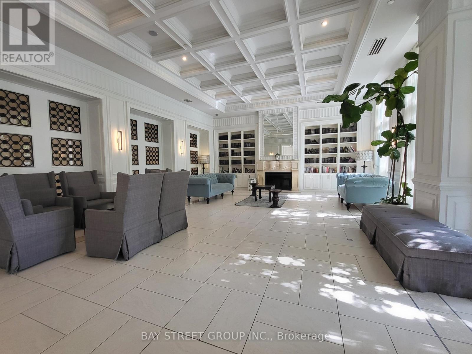 1413 - 15 Greenview Avenue, Toronto, ON - Indoor Photo Showing Other Room