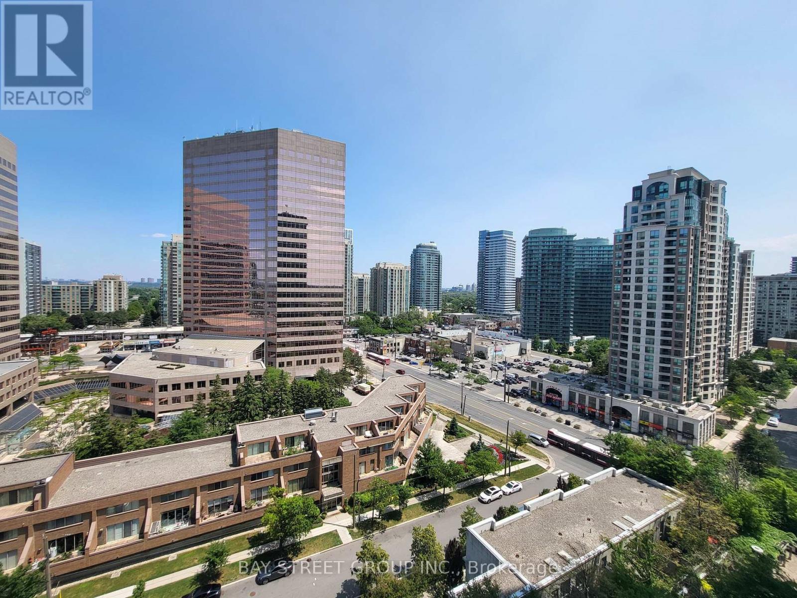 1413 - 15 Greenview Avenue, Toronto, ON - Outdoor