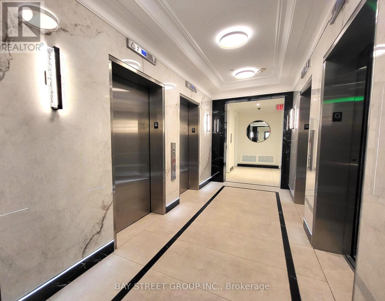 1413 - 15 Greenview Avenue, Toronto, ON - Indoor Photo Showing Other Room