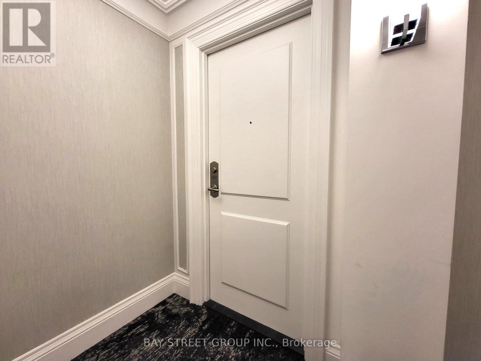 1413 - 15 Greenview Avenue, Toronto, ON - Indoor Photo Showing Other Room