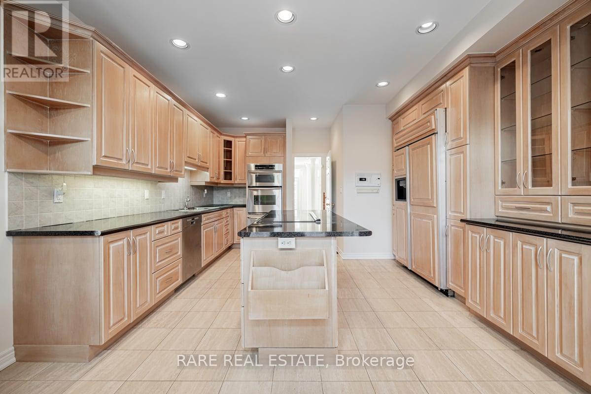 36 Horsham Avenue, Toronto, ON - Indoor Photo Showing Kitchen