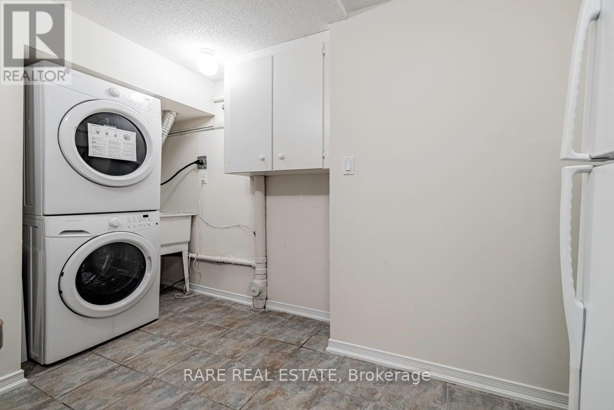 36 Horsham Avenue, Toronto, ON - Indoor Photo Showing Laundry Room