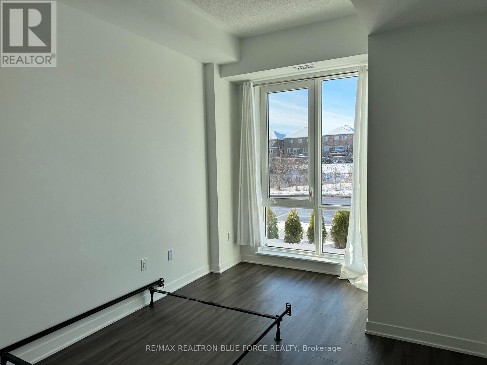 109 - 385 Arctic Red Drive, Oshawa, ON - Indoor Photo Showing Other Room