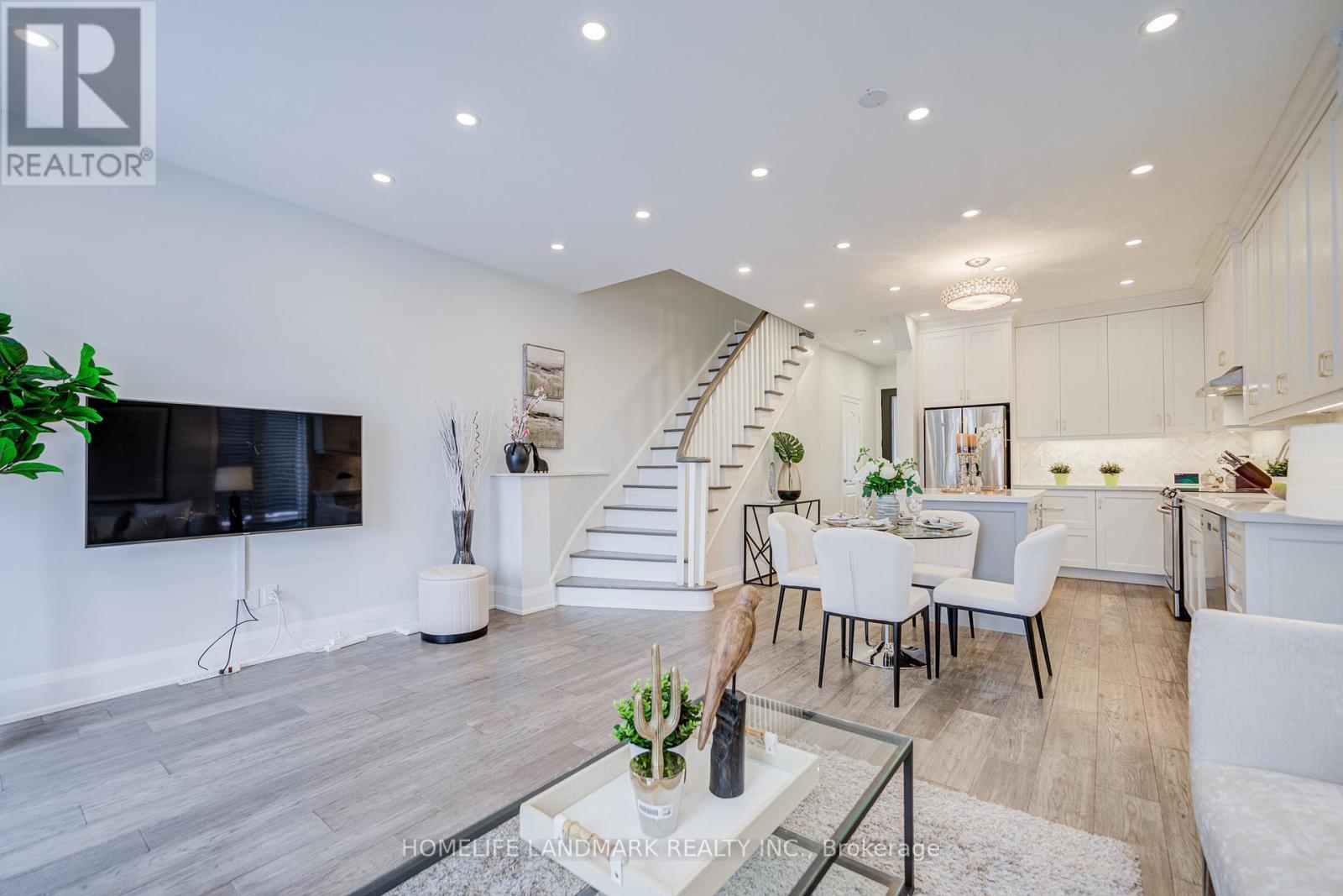 16 Gauguin Avenue, Vaughan, ON - Indoor