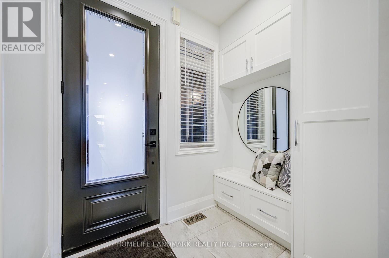 16 Gauguin Avenue, Vaughan, ON - Indoor Photo Showing Other Room