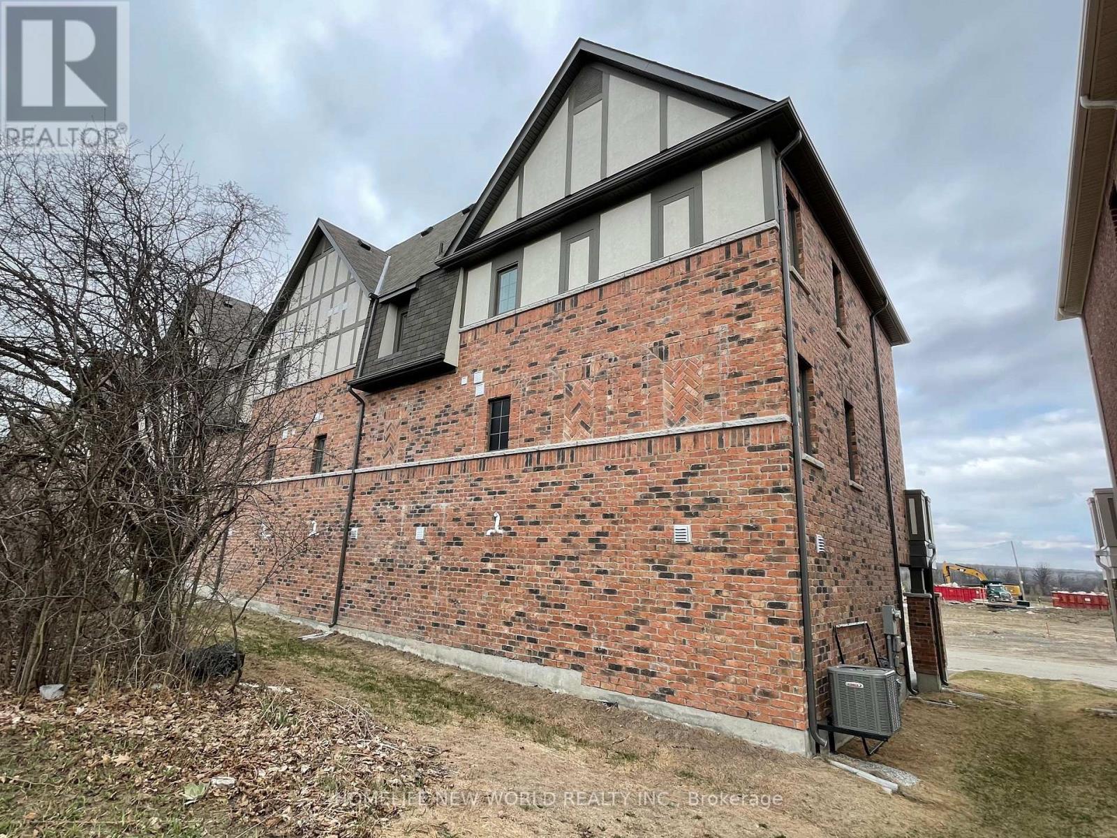 91 Mcalister Avenue, Richmond Hill, ON - Outdoor