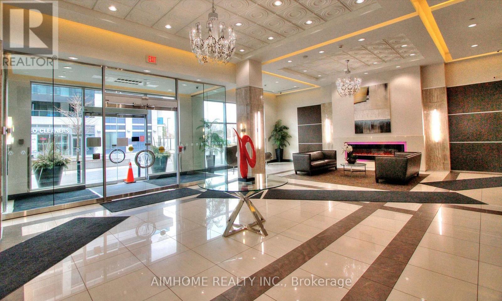 321 - 7161 Yonge Street, Markham, ON - Indoor Photo Showing Other Room