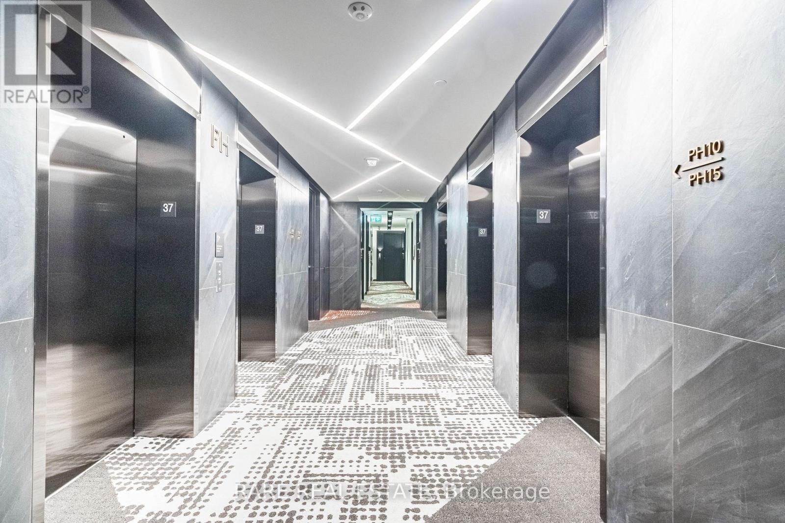 Ph10 - 470 Front Street W, Toronto, ON - Indoor Photo Showing Other Room