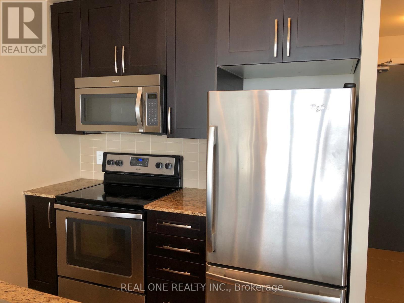 3908 - 4070 Confederation Parkway, Mississauga, ON - Indoor Photo Showing Kitchen