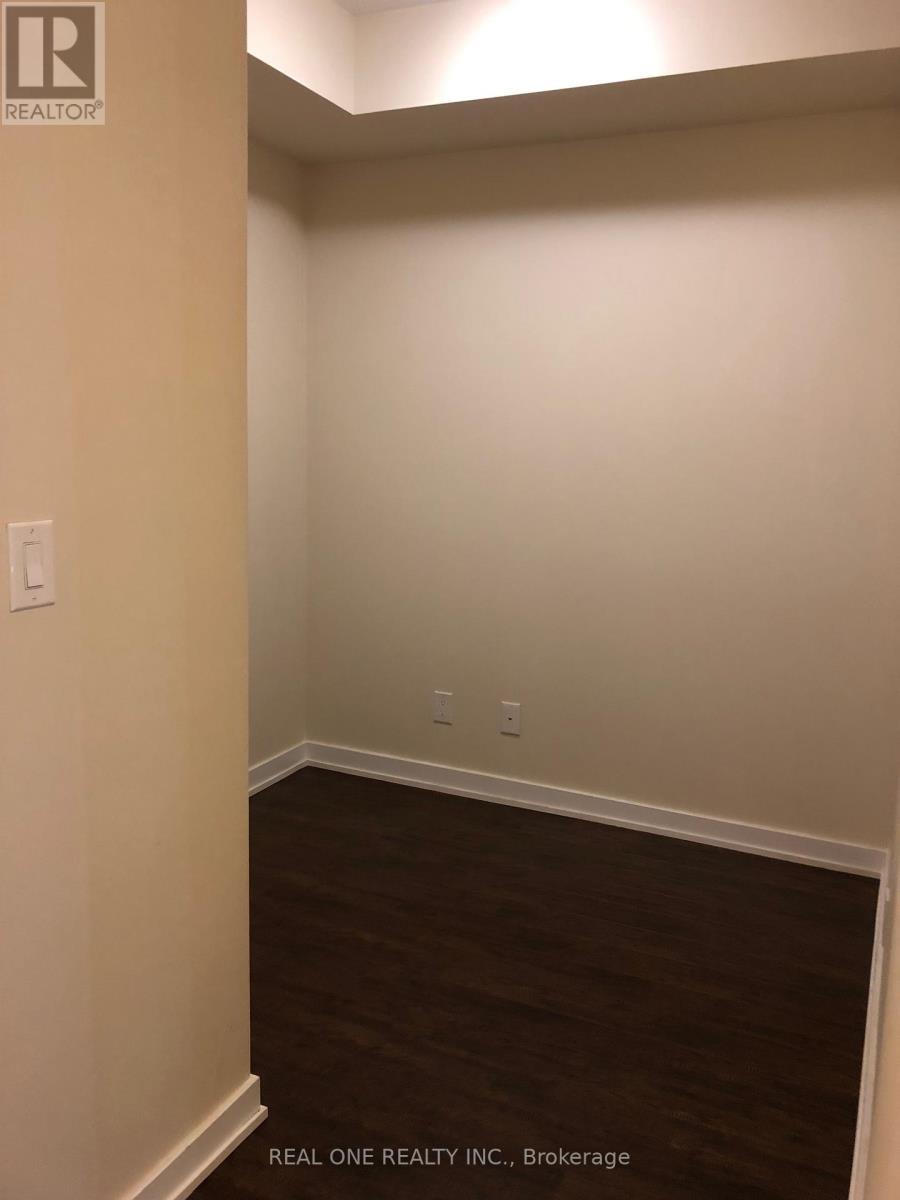 3908 - 4070 Confederation Parkway, Mississauga, ON - Indoor Photo Showing Other Room