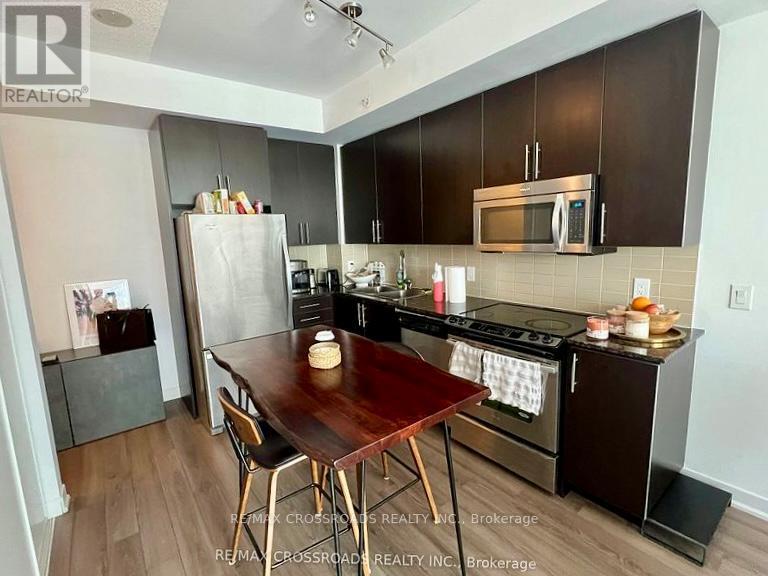 1301 - 60 Berwick Avenue, Toronto, ON - Indoor Photo Showing Kitchen With Stainless Steel Kitchen With Double Sink