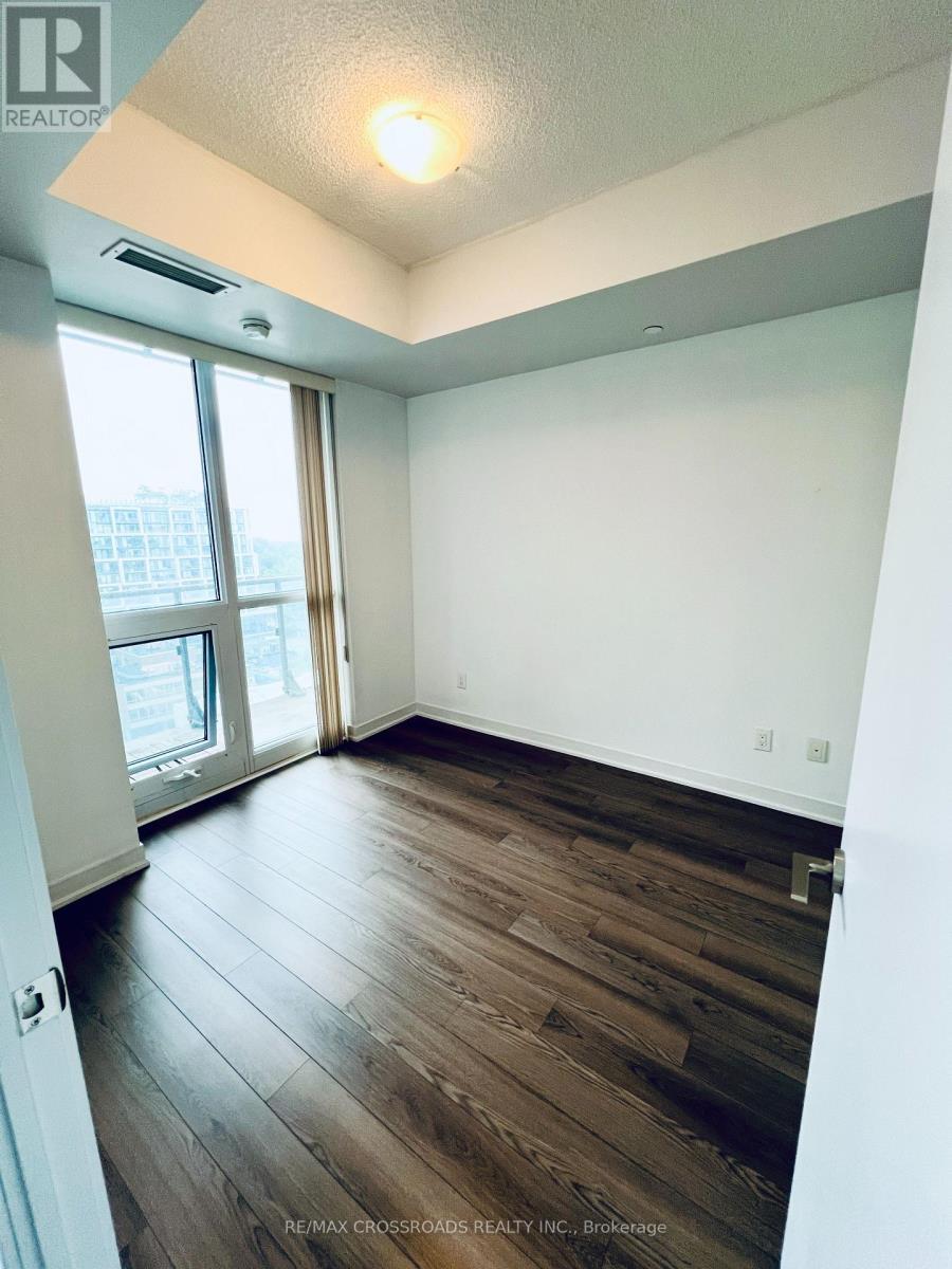 1301 - 60 Berwick Avenue, Toronto, ON - Indoor Photo Showing Other Room