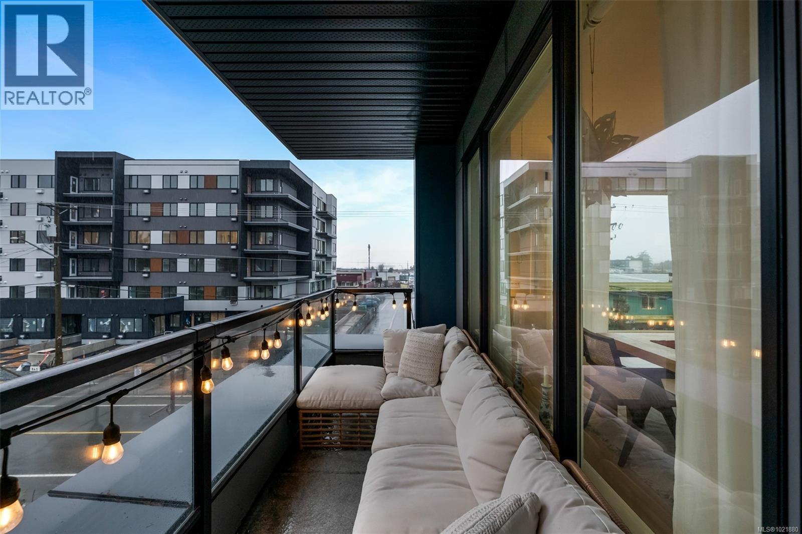 301 842 Orono Ave, Langford, BC - Outdoor With Balcony With Exterior