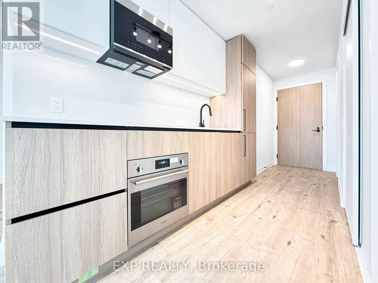 1907 - 35 Parliament Street, Toronto, ON - Indoor