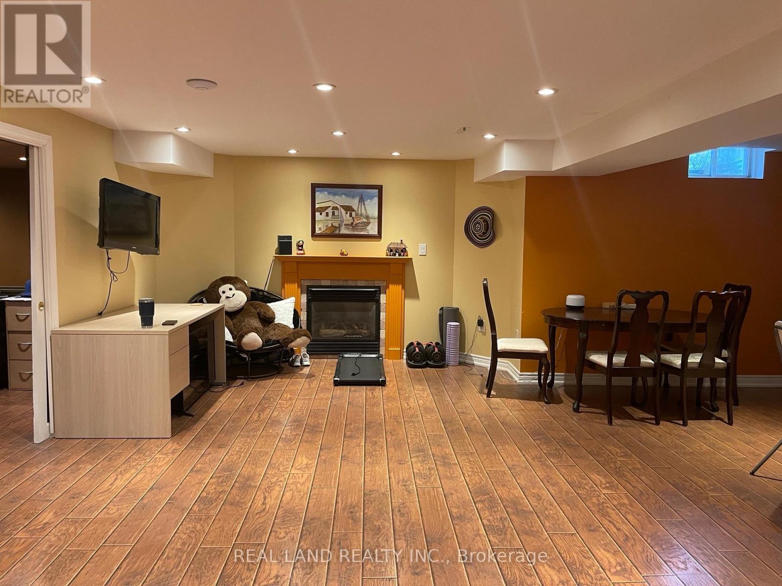 Basement - 21 Victoria Wood Avenue, Markham, ON - Indoor
