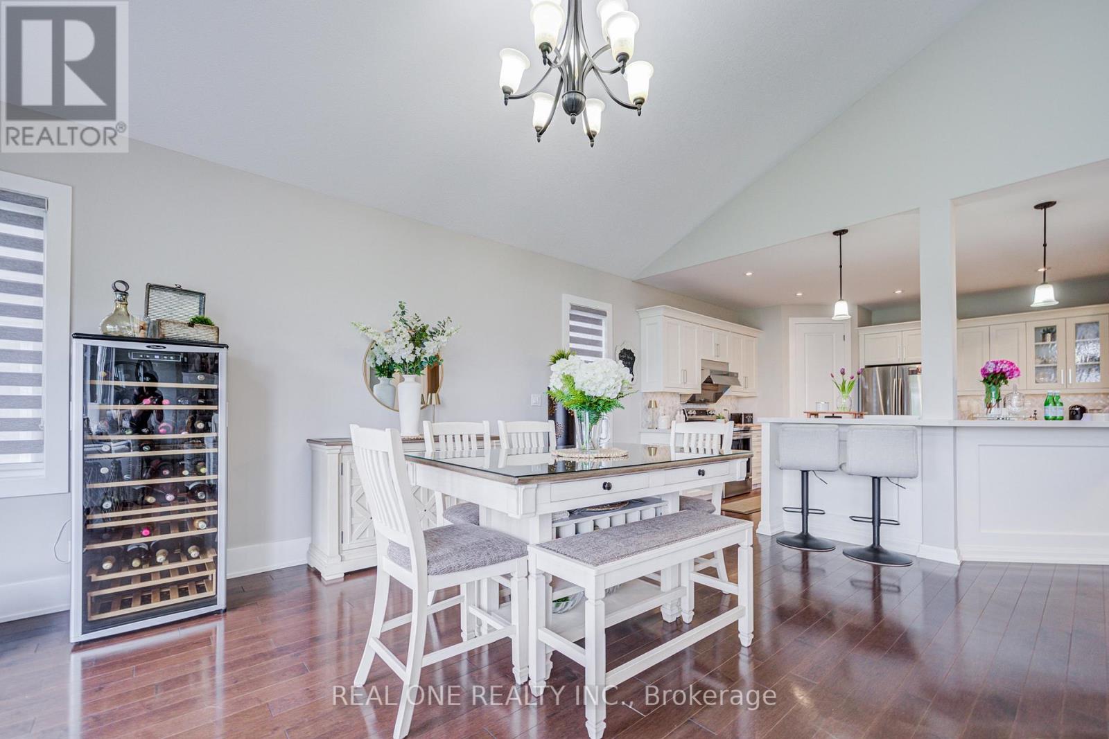 295 Sunnybrae Avenue, Innisfil, ON - Indoor Photo Showing Other Room