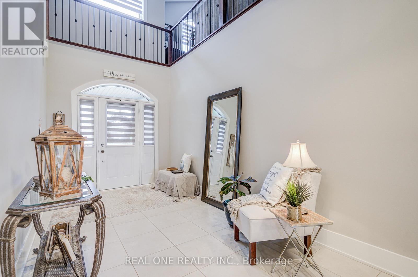 295 Sunnybrae Avenue, Innisfil, ON - Indoor Photo Showing Other Room