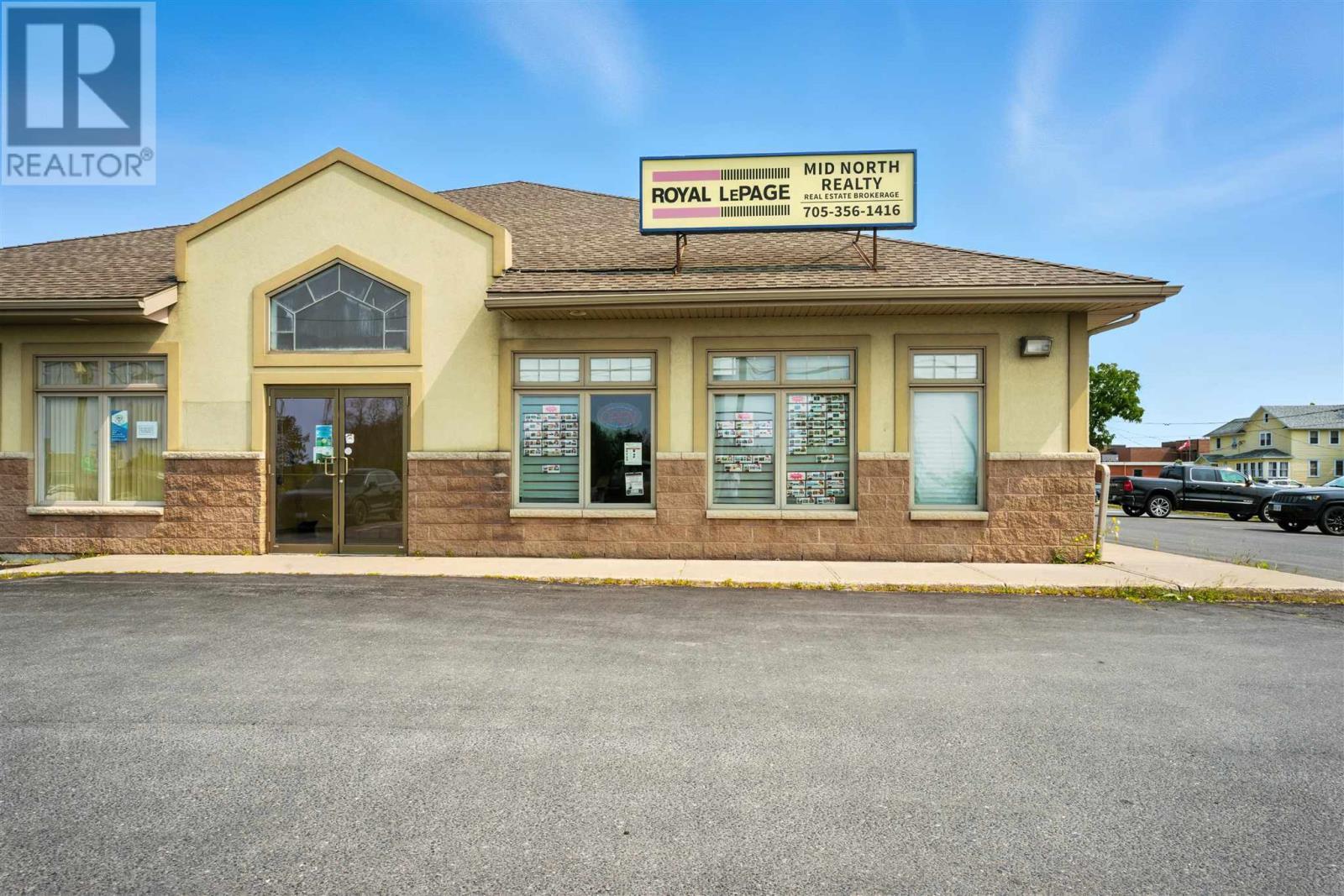 9 Lawton St, Blind River, ON