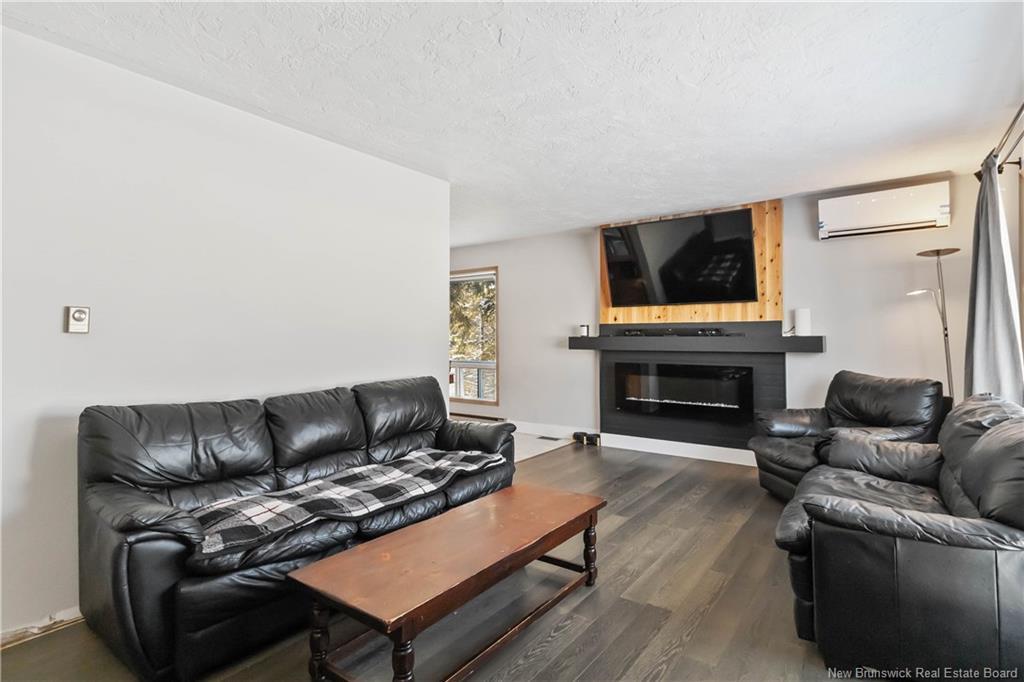 3258 Mountain Rd, Lutes Mountain, NB