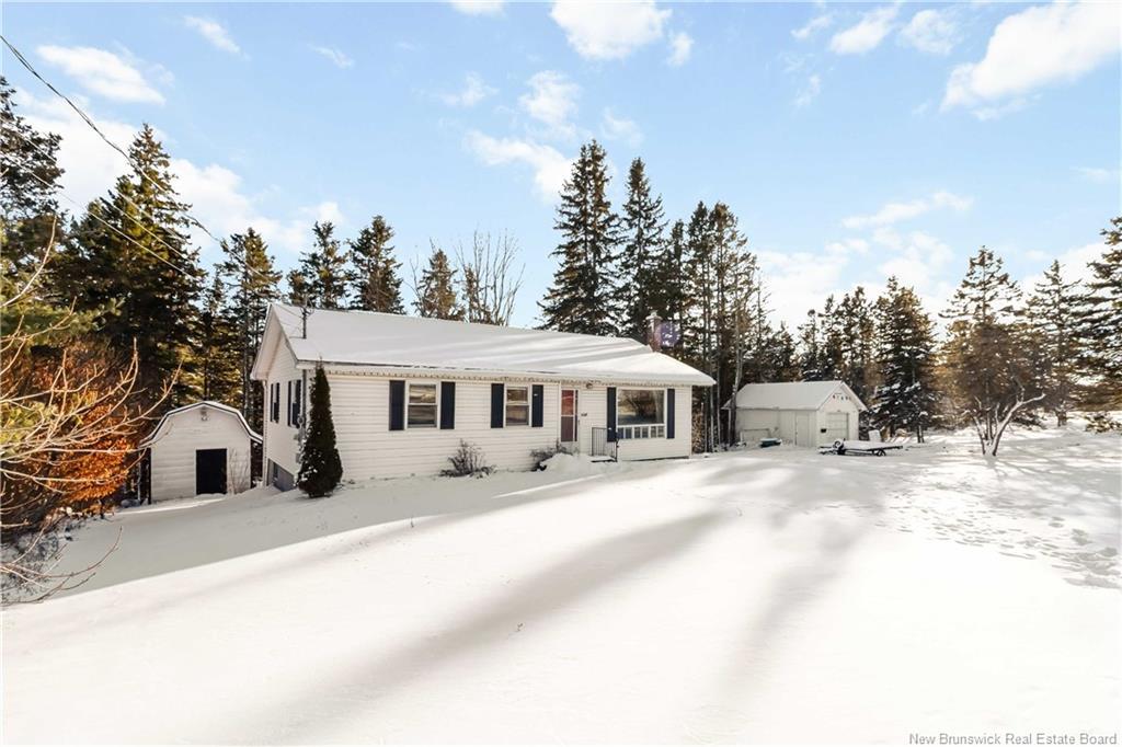 3258 Mountain Rd, Lutes Mountain, NB