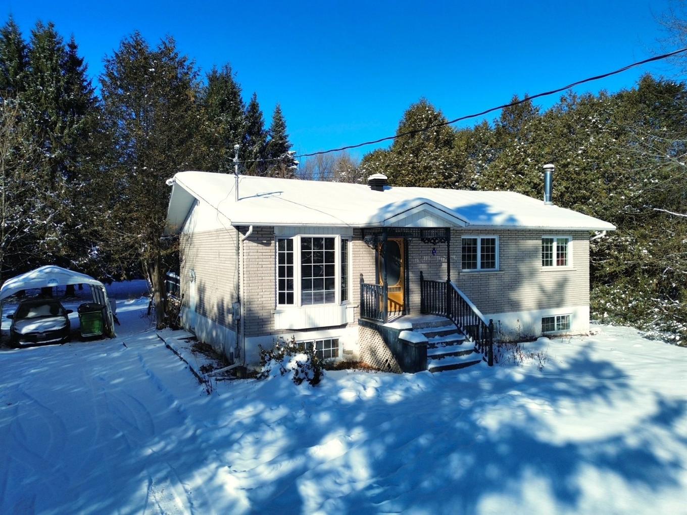 Frontage - 30 Route Du Canton, Brownsburg-Chatham, QC - Outdoor