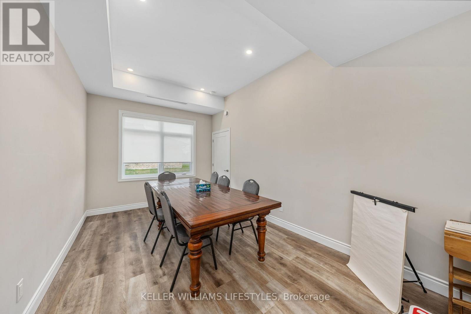 21 - 5969 Townsend Line, Lambton Shores (Forest), ON - Indoor Photo Showing Dining Room