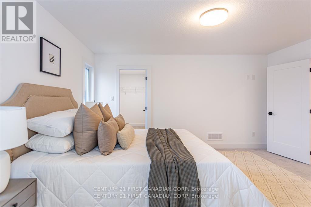 Lot 128 Big Leaf Trail, London South (South V), ON - Indoor Photo Showing Bedroom