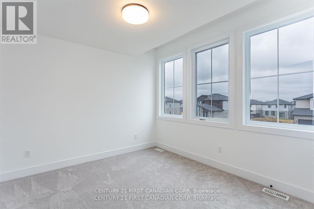 Lot 128 Big Leaf Trail, London South (South V), ON - Indoor Photo Showing Other Room