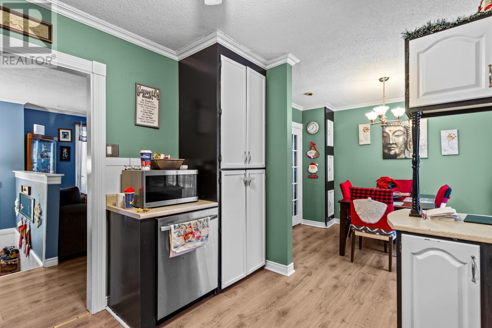 929 Pouch Cove Line, Pouch Cove, NL - Indoor