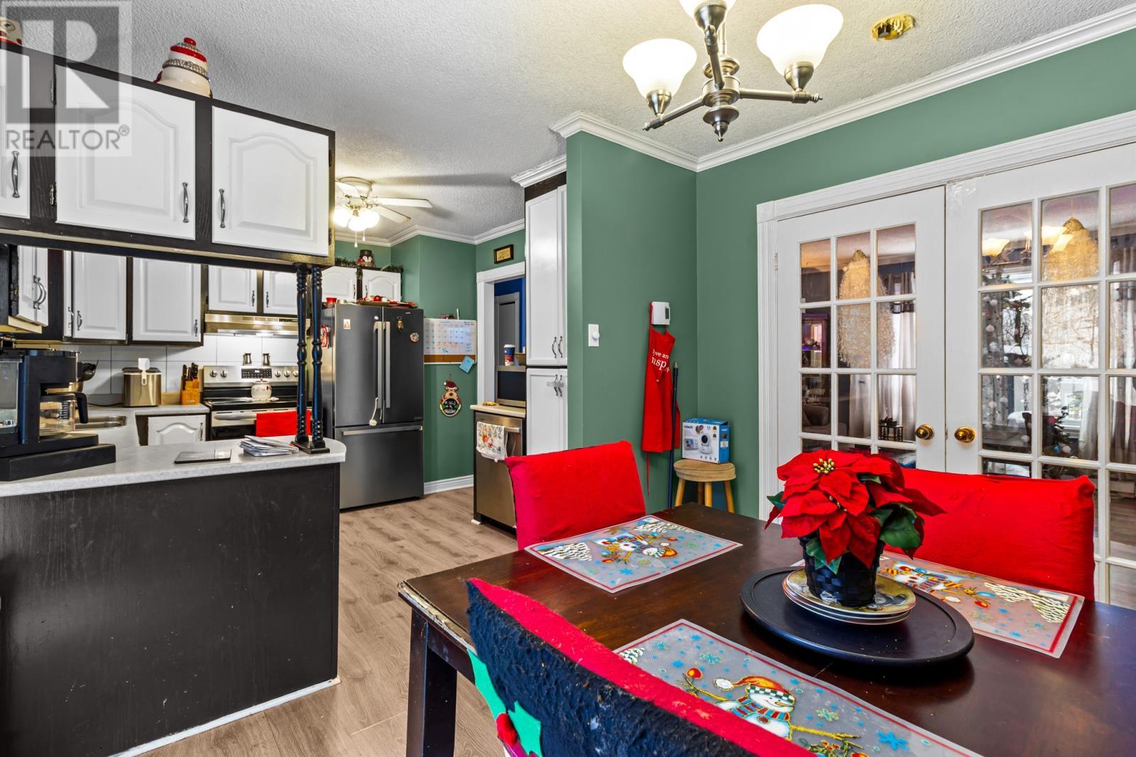 929 Pouch Cove Line, Pouch Cove, NL - Indoor