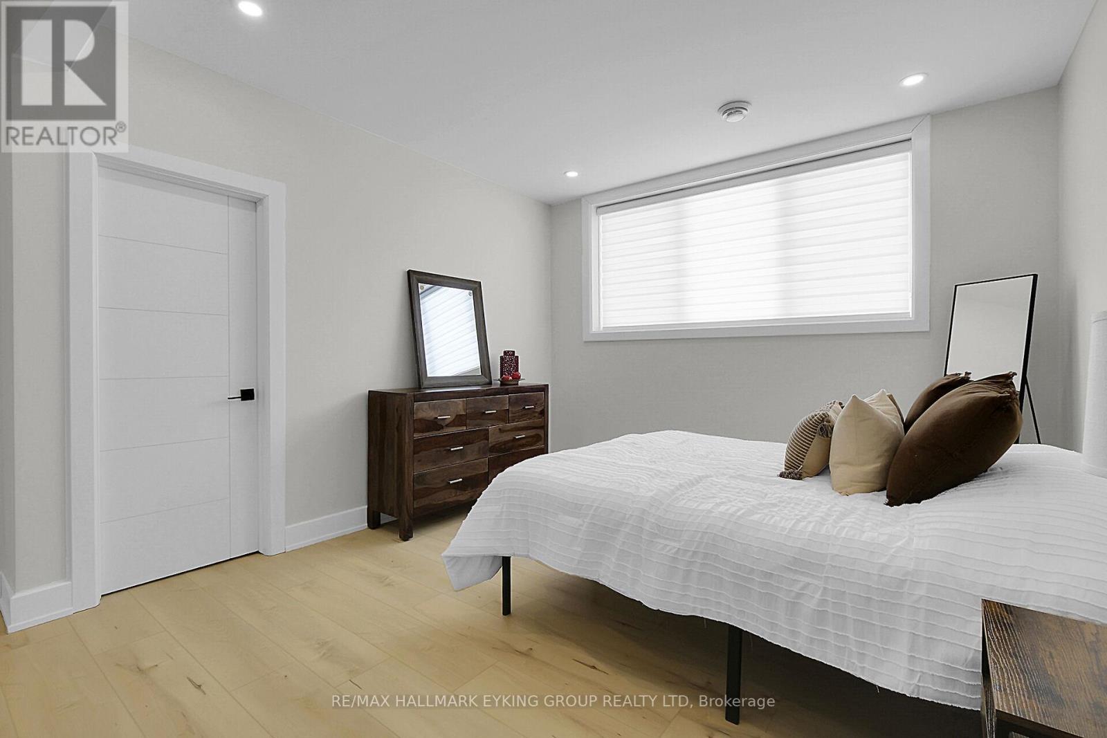 623 Rowanwood Avenue, Ottawa, ON - Indoor Photo Showing Bedroom
