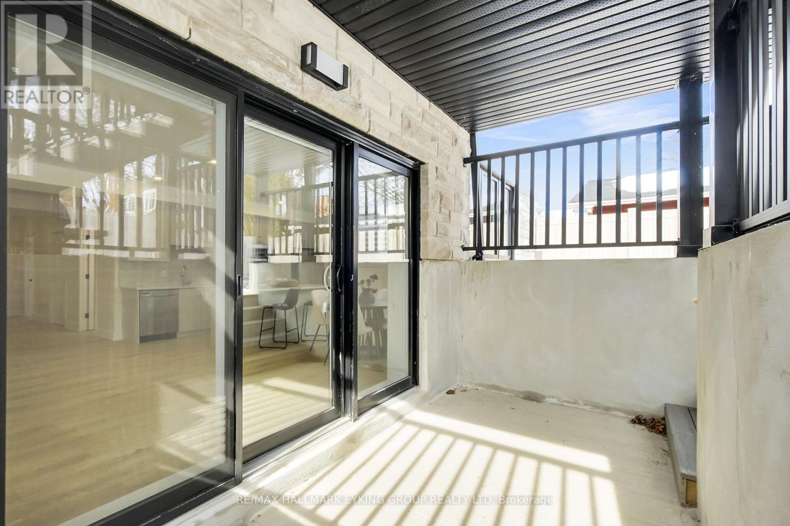 623 Rowanwood Avenue, Ottawa, ON - Outdoor With Exterior