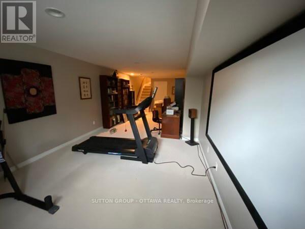 304 Grey Seal Circle, Ottawa, ON - Indoor Photo Showing Gym Room