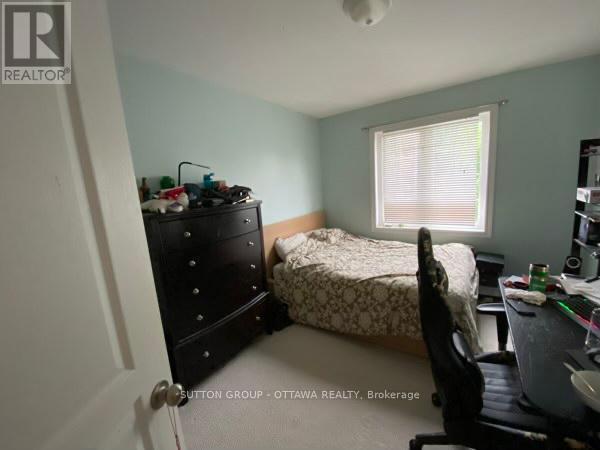 304 Grey Seal Circle, Ottawa, ON - Indoor Photo Showing Bedroom