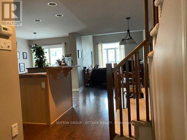 304 Grey Seal Circle, Ottawa, ON - Indoor Photo Showing Other Room