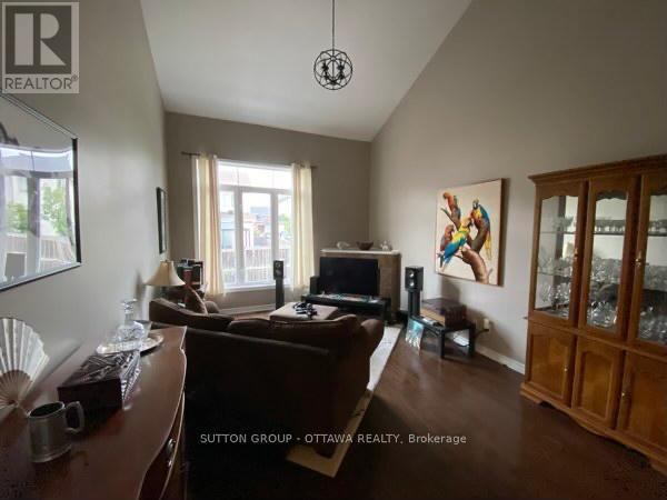 304 Grey Seal Circle, Ottawa, ON - Indoor